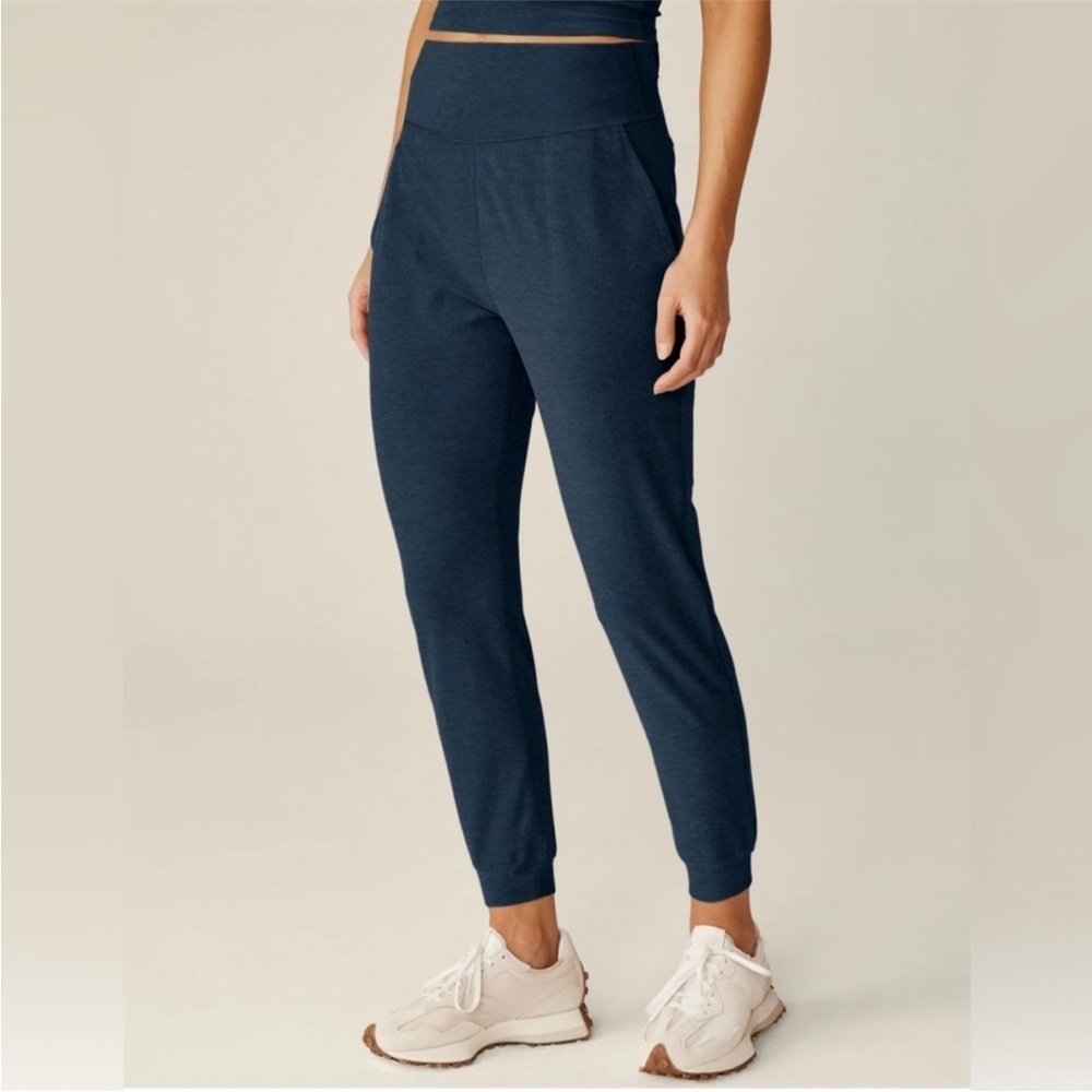 BEYOND YOGA SPACEDYE JOGGER navy blue - Picture 2 of 7
